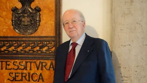 An der Geschichte weben