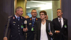 Nato diskutiert über AKK-Vorschlag