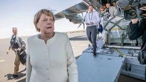 Mit Frau Merkel über den Wolken
