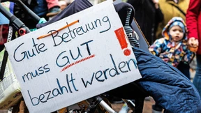 Tageseltern wollen sich nicht länger vertrösten lassen