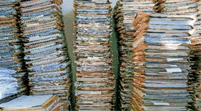 Nun entsteht die Gefahr, dass die Verwaltung Menschen den Zugang verwehrt