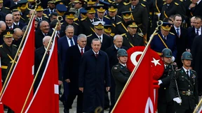 Erdogan entlässt weitere zehntausend türkische Beamte