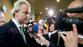 Schiff im Hafen versenkt