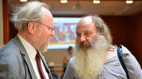 Prozess gegen Pfarrer König ausgesetzt