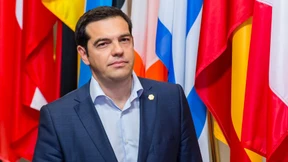 Euro-Staaten verweisen Tsipras in die Warteschleife