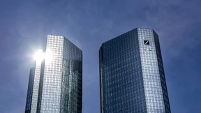 Deutsche Bank bleibt in der Verlustzone