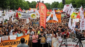 Großdemonstration in Köln gegen Erdogan
