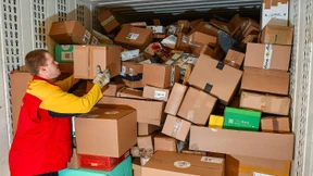 Lieferdienste kommen kaum noch nach mit Bestellungen 