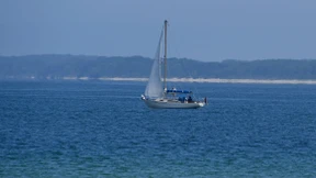 Über Bord gefallener Segler noch verschwunden