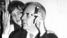 Eine Tasche von Ferdinand Kramer