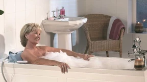 Sicher abtauchen dank Badekissen