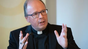 195 beschuldigte oder überführte Täter