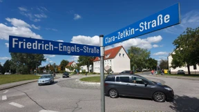 Puschkin zwischen Beimler und Zetkin