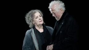 Das Theater geht weiter, das Leben nicht