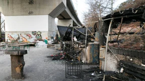 Abermals Brand im „Orange Beach“