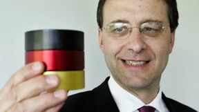 Hessischer Unternehmer will gegen Merkel antreten