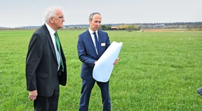 Kretschmanns Werbetour für eine Brennstoffzellenfabrik