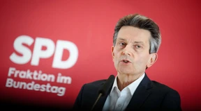 Ukraine sollte sich „an Mindestmaß diplomatischer Gepflogenheiten halten“