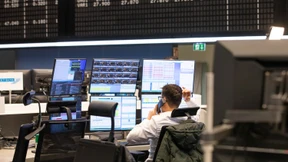 Anleihen bedrängen Aktien immer stärker