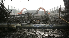 B. und sein Brandstifter