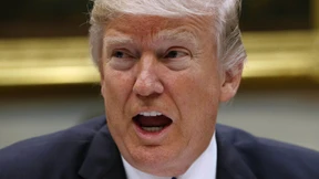 Trumps Augenbraueninnenseiten