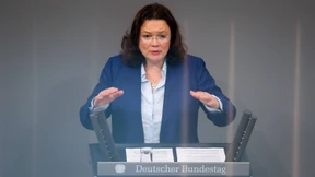 Nahles will Rentenniveau bis 2045 auf 46 Prozent halten