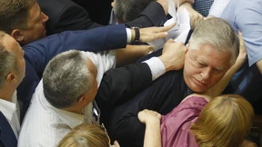 Zweifelhafte „historische Mission“