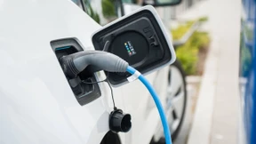 Zapfsäule schlägt Steckdose - noch