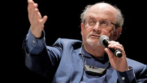 Iran gibt Salman Rushdie die Schuld am Attentat