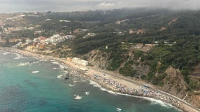 Schwimmbarriere vor Ceuta ist gerissen