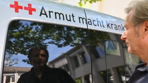 Armenarzt Trabert wird Ehrenmitglied
