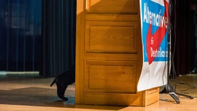 Flügelkämpfe auf Rechtsaußen 