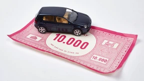 Fahre über Los und ziehe 10.000 Euro ein