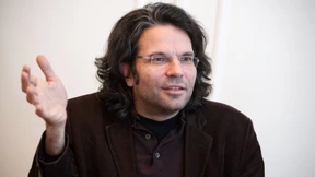 Die Frauen haben ihre Waffen verloren  