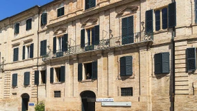 Ein Lächeln unter hellen Sternen