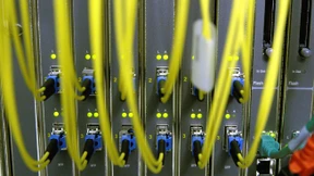 Millionen-Investitionen in Internetknoten