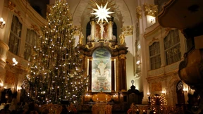 Nur wenige Deutsche gehen Weihnachten in die Kirche