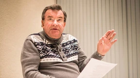 Das Mikrofongrübchen und der Punkt auf dem „i“