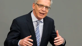 De Maizière vermutet Angriff eines Geheimdienstes