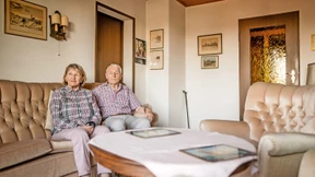 Warum ein Ehepaar seit 70 Jahren in derselben Mietwohnung lebt
