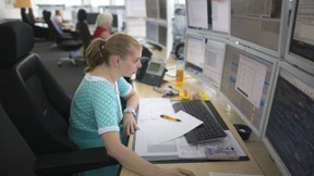 Jeden Zug auf dem Schirm