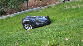 „Wer haftet, wenn der Mähroboter Amok läuft?“