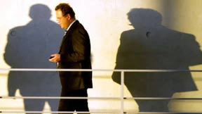 Die Minister, ihre Mitarbeiter und das Handyverbot