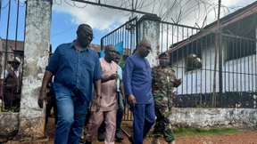 Regierung in Sierra Leone spricht nach Überfällen von Putschversuch