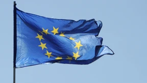 Ratingagentur entzieht EU Spitzen-Bonitätsnote