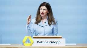 Die Commerzbank bleibt unter Druck