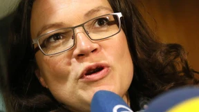 Nahles bekräftigt Forderung nach höheren Steuern für Reiche