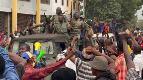 Und wieder diktiert die Armee