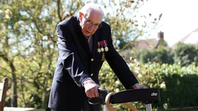 Auch Prinz Harry lobt  Captain Tom