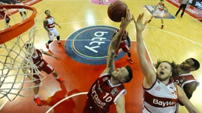 Bayern und Alba sind im Finale